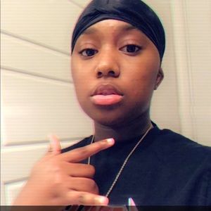 Meet your Posher, Niccia